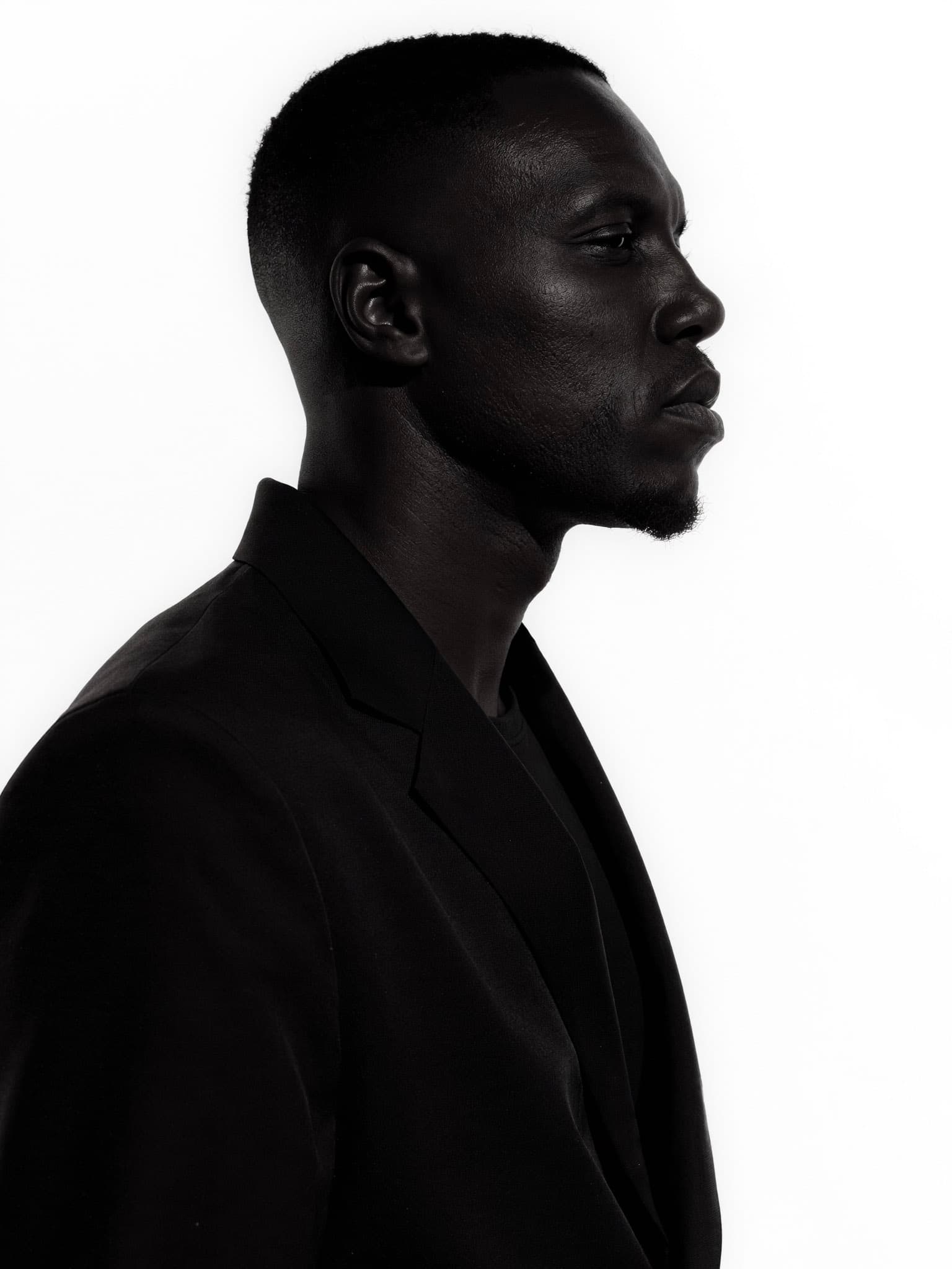 DOMINIK – Profile